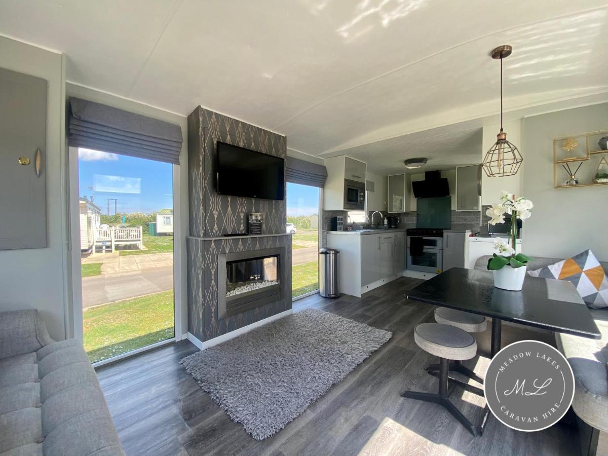 Meadow Lakes 22 - Golden Palm, Pet Friendly, Wifi, Bed Linen - Meadow Lakes Caravan & Lodge Hire Skegness Exteriör bild